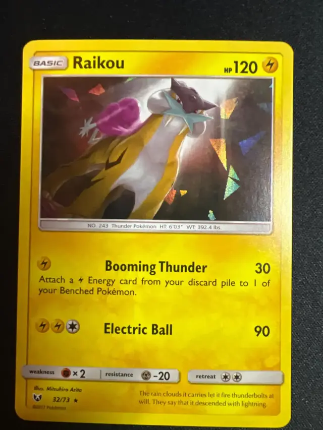 Raikou [Cracked Ice Holo] - Pokemon Shining Legends #32