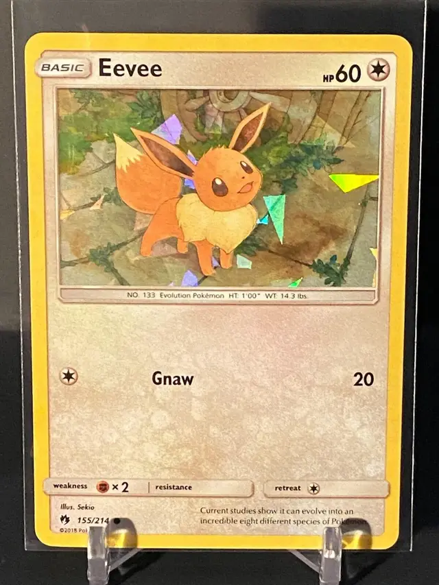 Eevee [Cracked Holo]