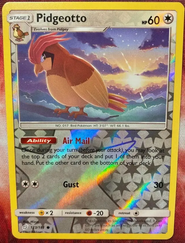 Pidgeotto [Reverse Holo]