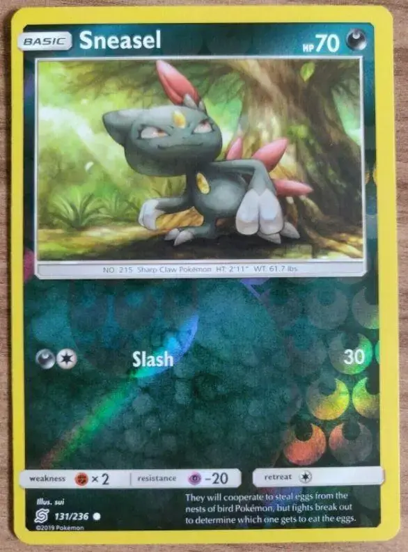 Sneasel [Reverse Holo]