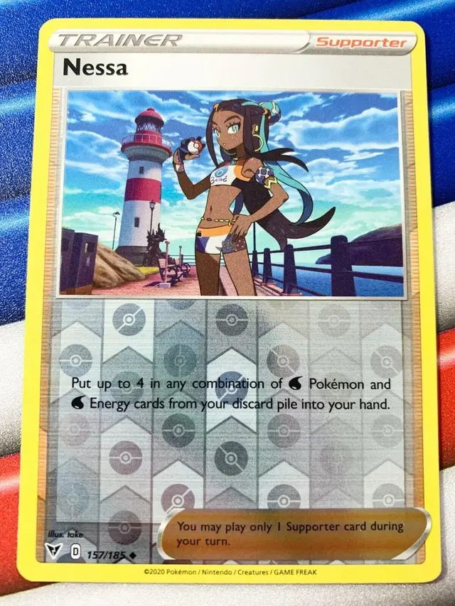 Nessa [Reverse Holo]