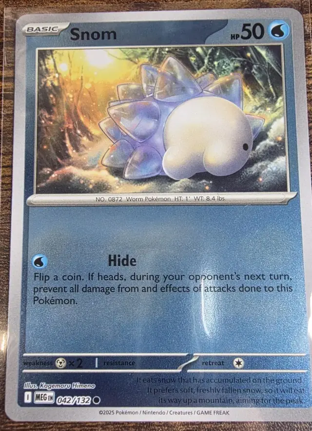 Snom [Reverse Holo]