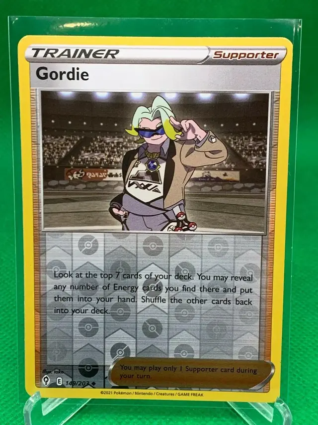 Gordie [Reverse Holo]