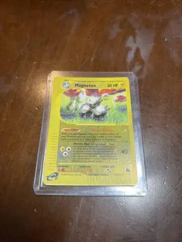 Magneton [Reverse Holo] - Pokemon Skyridge #19