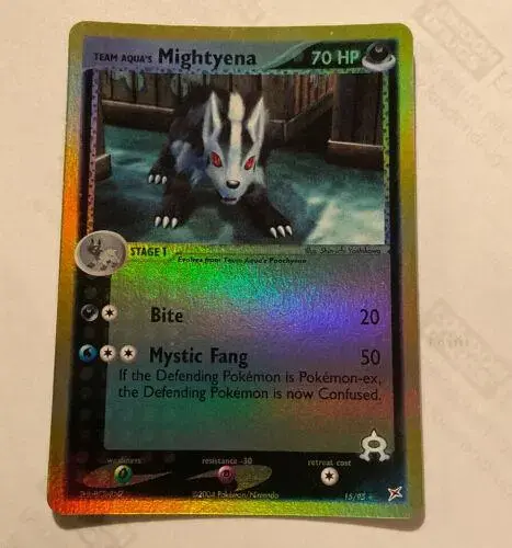 Mightyena [Reverse Holo] - Pokemon Team Magma & Team Aqua #15