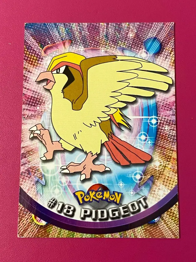 Pidgeot [Foil] #18 - Pokemon 1999 Topps TV