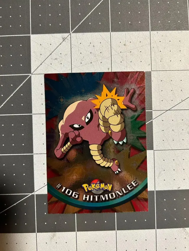 Hitmonlee [Foil] #106 - Pokemon 2000 Topps TV
