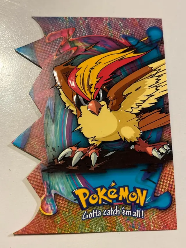 Pidgeot #EV12 - Pokemon 2000 Topps TV Die Cut