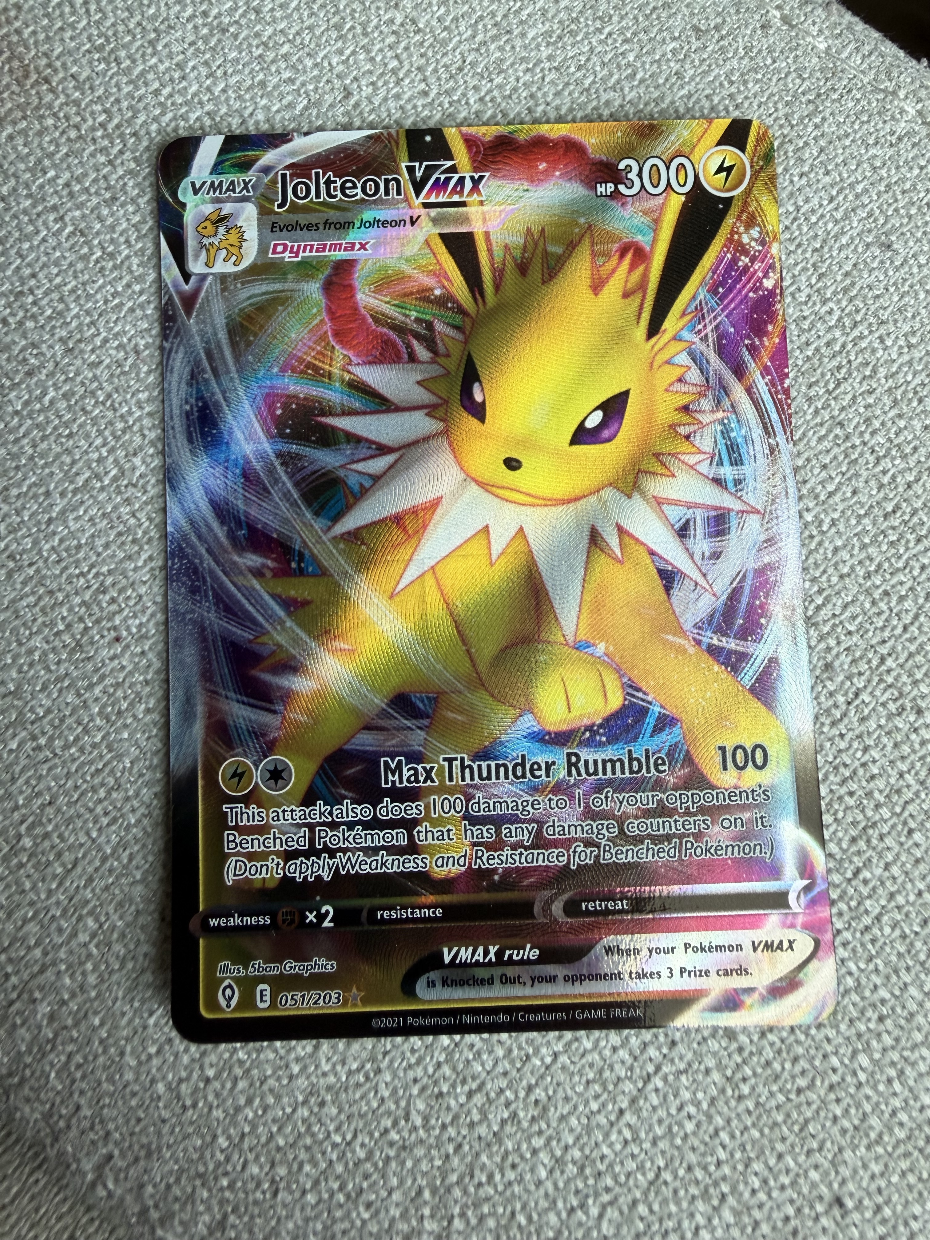 jolteon vmax pokemon card - Evolving Skies #51 [1L] Max Thunder Rumble (100) This attack also does 100 damage to 1 of your opponents Benched Pokémon that has any damage counters on it Pokemon Jolteon VMAX SWSH184 CGC